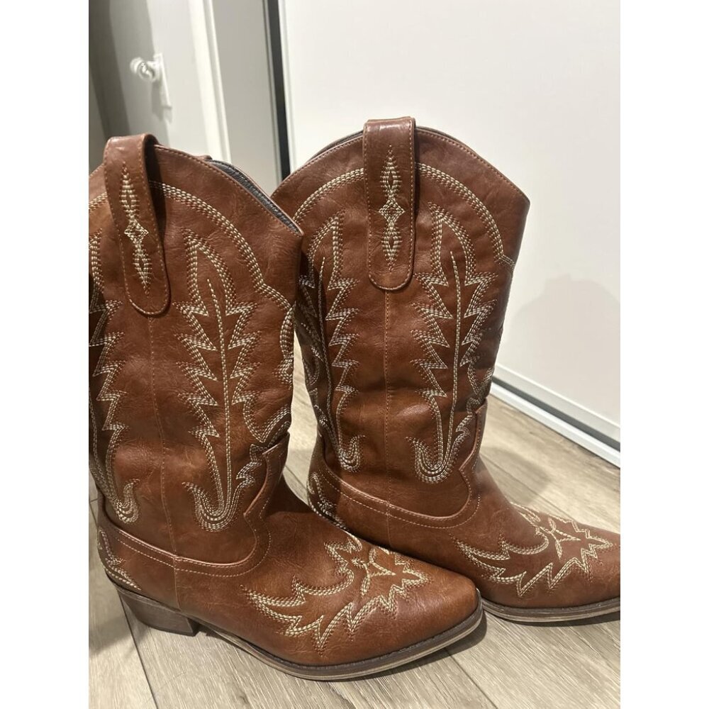 🆕Women Brown Polyurethane Embroided Chunky Heel Mid Calf Fashion Western Boot